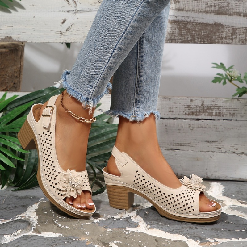 Sandales à talons épais pour f - Ankle Strap Attachment avis et prix