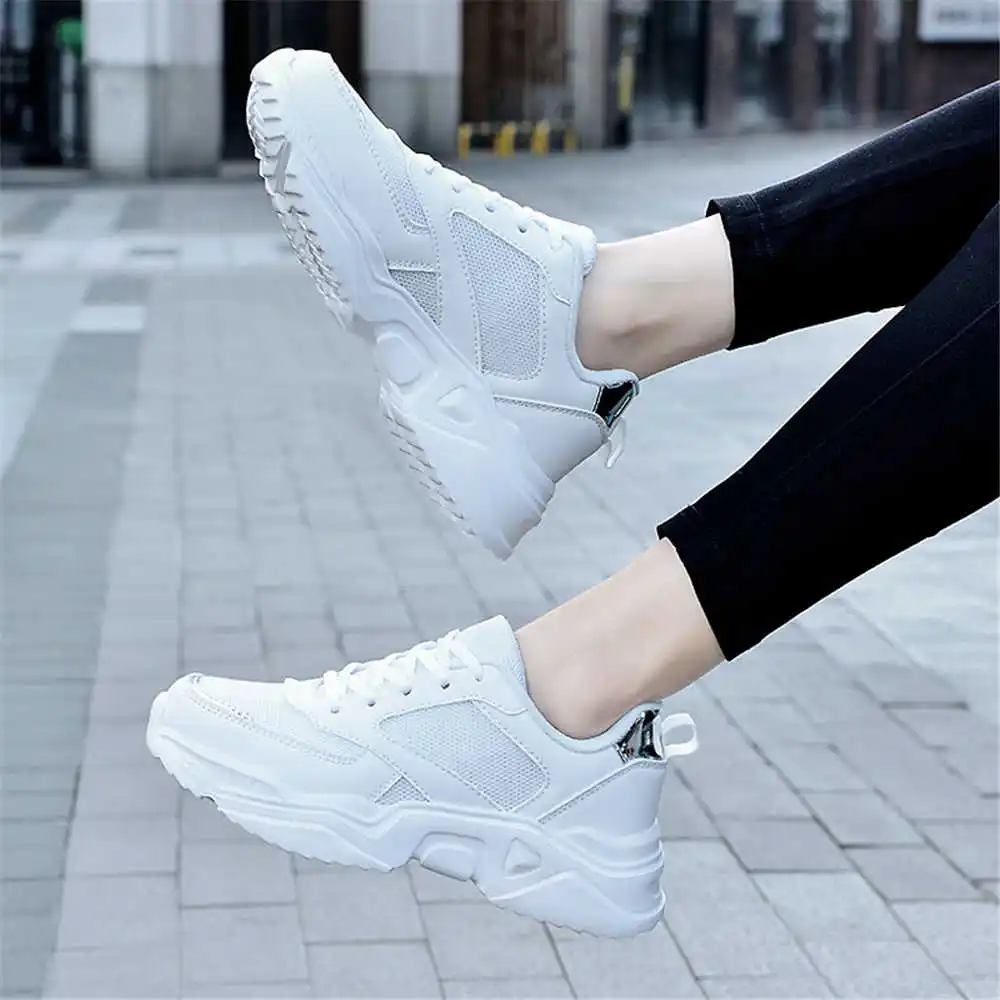 Chaussures de sport à talon op - Home Gym And Basketball Court avis et prix